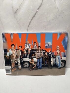 K-Pop CD NCT 127 - 6th Album "Walk" [Walk Version] Photobook - CD
